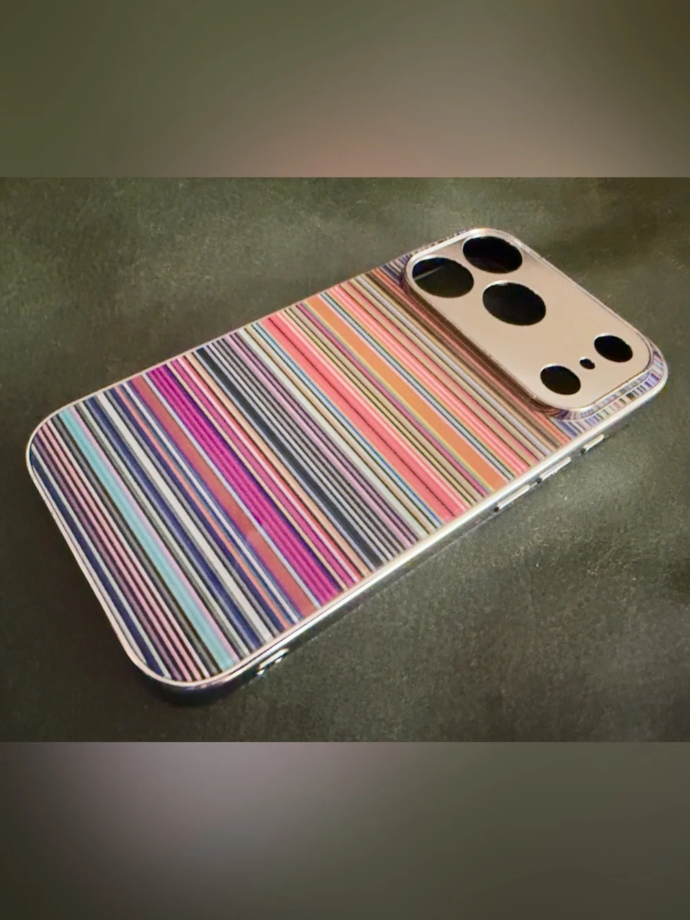 Classic Striped Protective iPhone 17 Pro Case - Multicolor